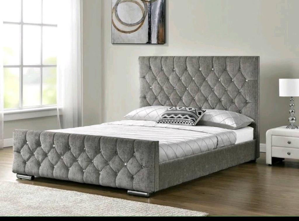 Button Upholstered Bed